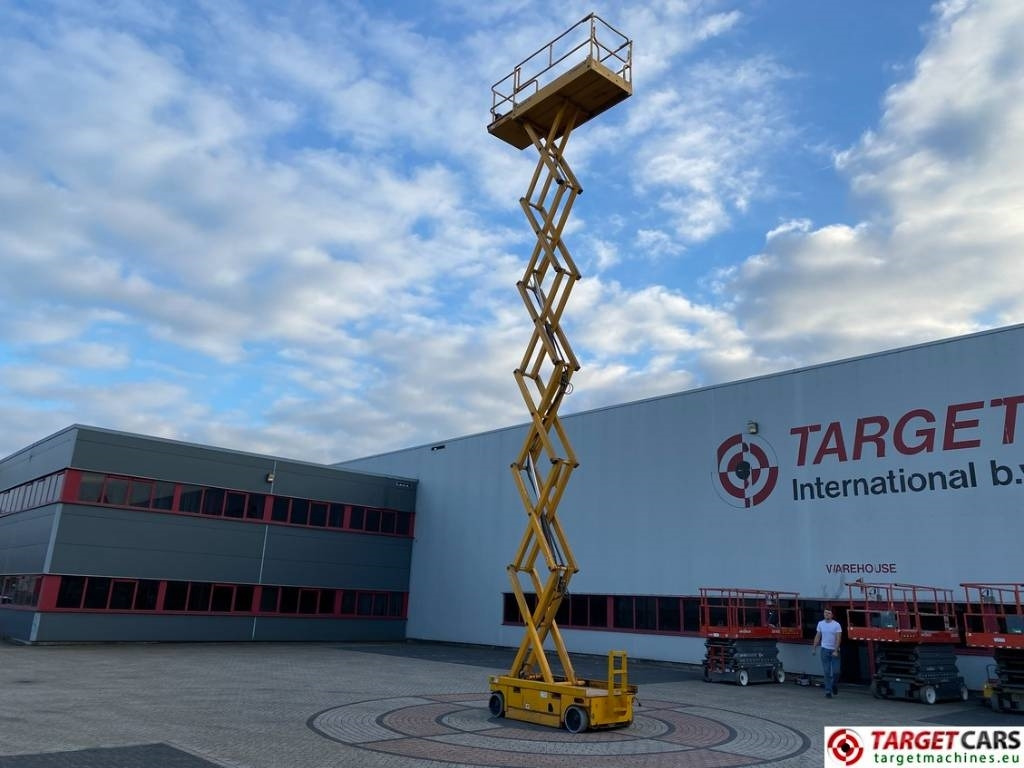 Scissor lift Haulotte Compact 14 Electric Scissor Work Lift 1385cm: picture 6 Scissor lift Haulotte Compact 14 Electric Scissor Work Lift 1385cm: picture 6
