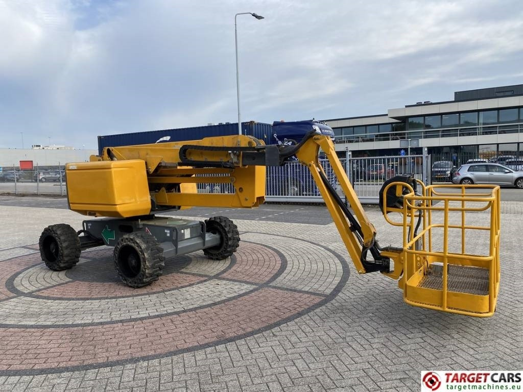 Haulotte HA16RTJ Articulated 4x4 Diesel Boom Work Lift 16M - Articulated boom: picture 2 Haulotte HA16RTJ Articulated 4x4 Diesel Boom Work Lift 16M - Articulated boom: picture 2