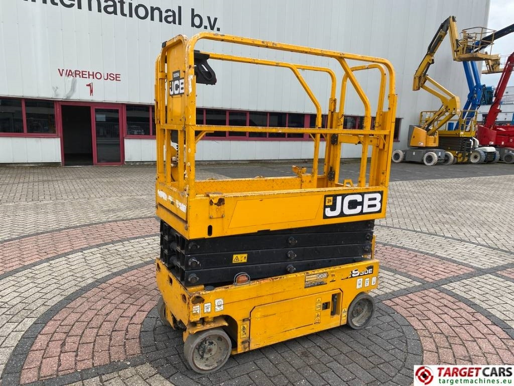 JCB S1930E Electric Scissor Work Lift 780cm - Scissor lift: picture 1 JCB S1930E Electric Scissor Work Lift 780cm - Scissor lift: picture 1