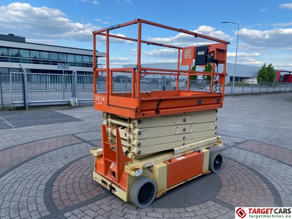 JLG 10RS Electric Scissor Work Lift 1175cm - Scissor lift: picture 3 JLG 10RS Electric Scissor Work Lift 1175cm - Scissor lift: picture 3