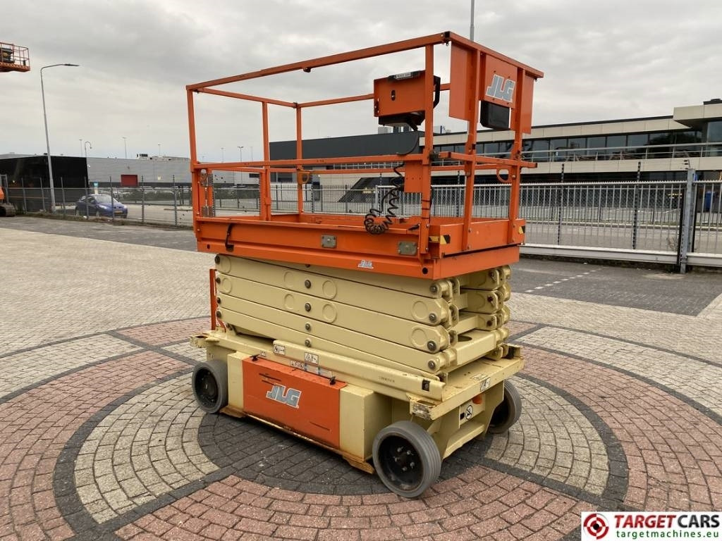 JLG 10RS Electric Scissor Work Lift 1175cm  - Scissor lift: picture 2 JLG 10RS Electric Scissor Work Lift 1175cm  - Scissor lift: picture 2
