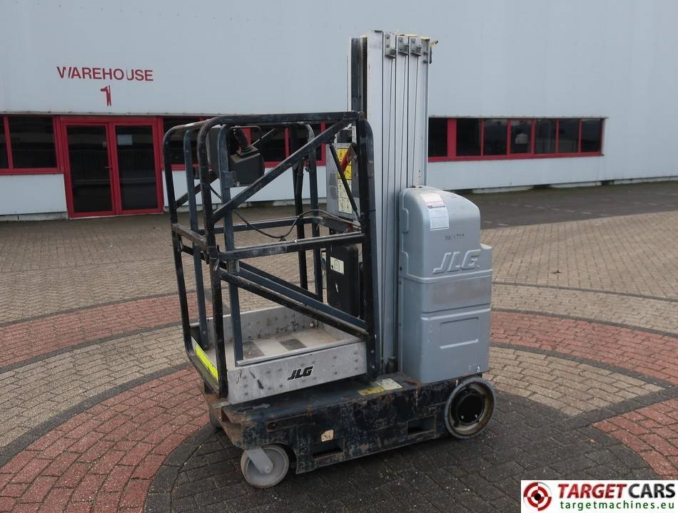 JLG 20MVL Electric Vertical Mast Work Lift 798cm - Aerial platform: picture 1 JLG 20MVL Electric Vertical Mast Work Lift 798cm - Aerial platform: picture 1
