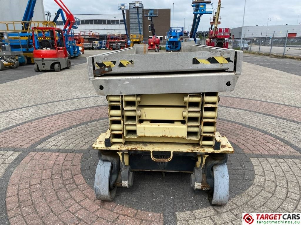 JLG 3246ES Electric Scissor WorkLift 1168cm INCOMPLETE - Scissor lift: picture 2 JLG 3246ES Electric Scissor WorkLift 1168cm INCOMPLETE - Scissor lift: picture 2