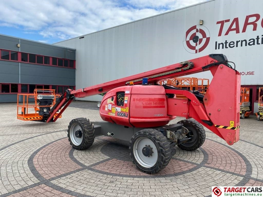 JLG 600AJ Articulated 4x4 Diesel Boom Work Lift 2047cm - Articulated boom: picture 4 JLG 600AJ Articulated 4x4 Diesel Boom Work Lift 2047cm - Articulated boom: picture 4