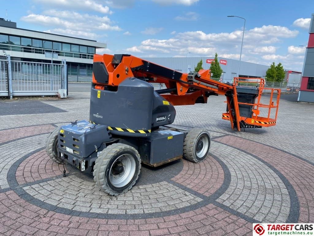 JLG M450AJ HyBrid Articulated Boom Work Lift 1572cm - Articulated boom: picture 3 JLG M450AJ HyBrid Articulated Boom Work Lift 1572cm - Articulated boom: picture 3