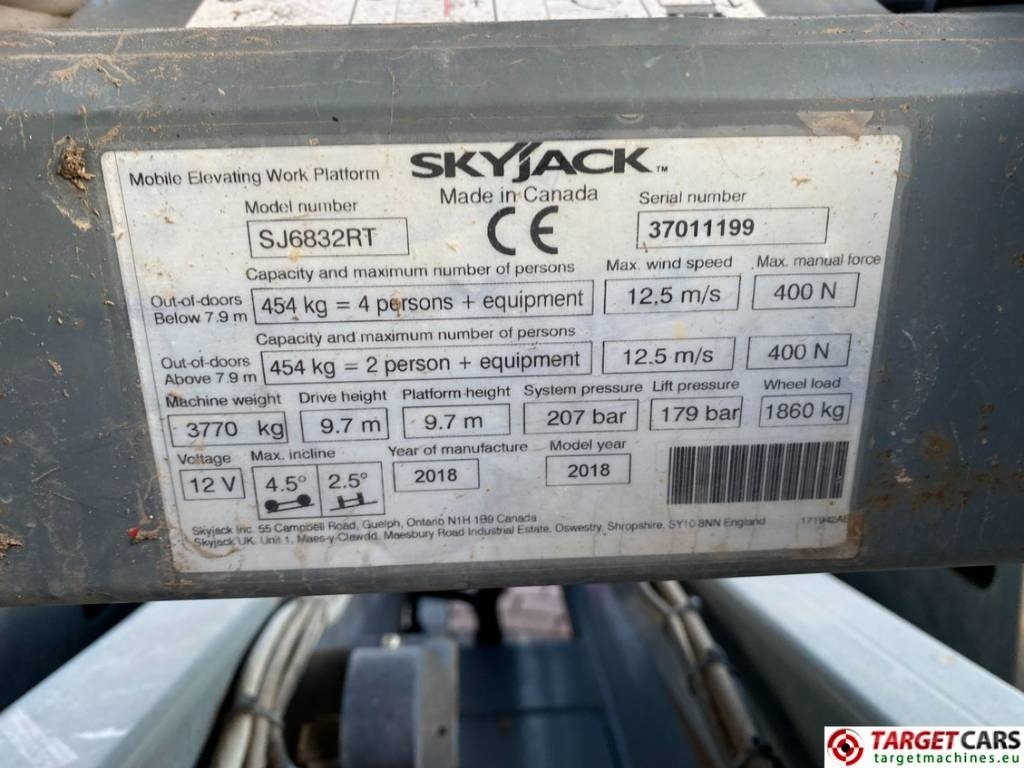 Scissor lift SkyJack SJ6826RT Diesel 4x4 Scissor 6826 Work Lift 992cm: picture 10