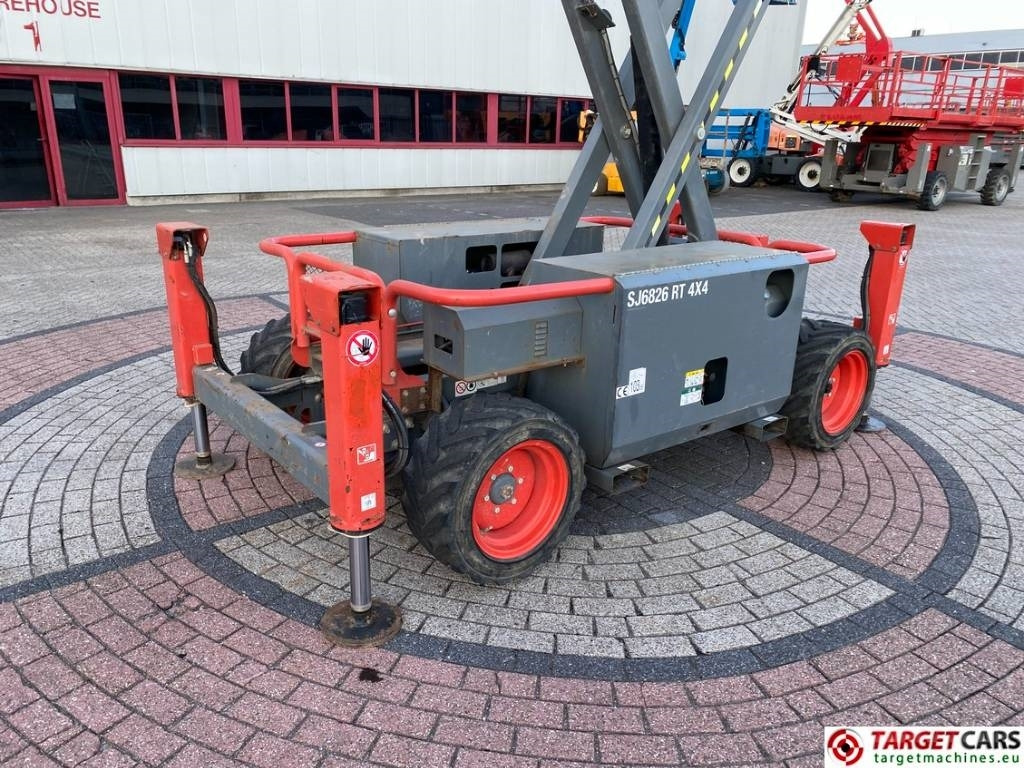 Scissor lift SkyJack SJ6826RT Diesel 4x4 Scissor 6826 Work Lift 992cm: picture 16
