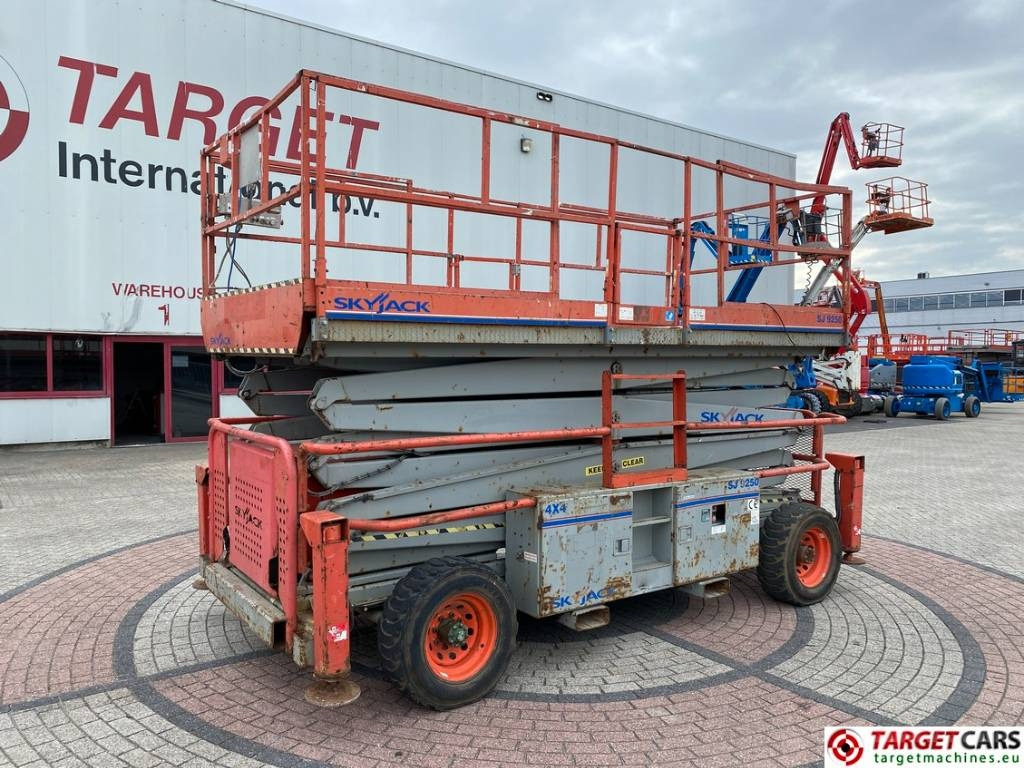 SkyJack SJ9250 RT Diesel Scissor Work Lift 1720cm - Scissor lift: picture 1 SkyJack SJ9250 RT Diesel Scissor Work Lift 1720cm - Scissor lift: picture 1