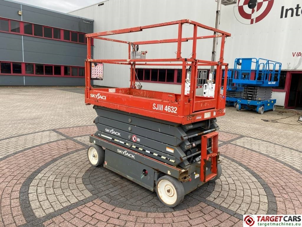 SkyJack SJIII-4632 Electric Scissor SJ4632 WorkLift 1170cm - Scissor lift: picture 4 SkyJack SJIII-4632 Electric Scissor SJ4632 WorkLift 1170cm - Scissor lift: picture 4