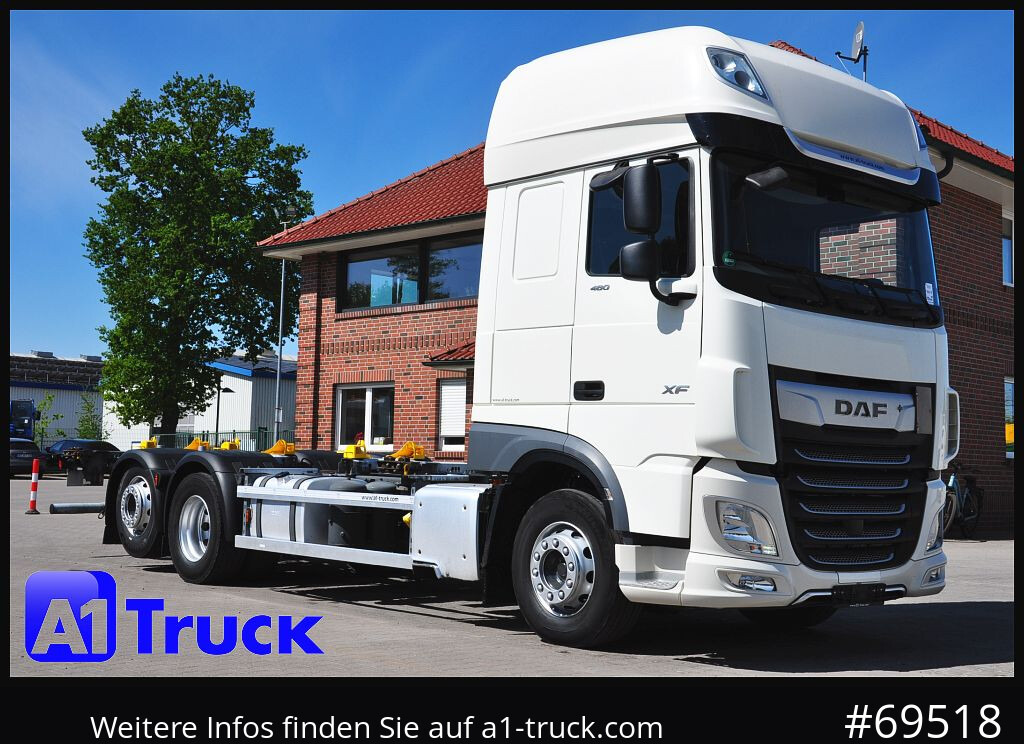 DAF XF 480 FAR Intarder, Multiwechsler 2x AHK - Container transporter/ Swap body truck: picture 1 DAF XF 480 FAR Intarder, Multiwechsler 2x AHK - Container transporter/ Swap body truck: picture 1