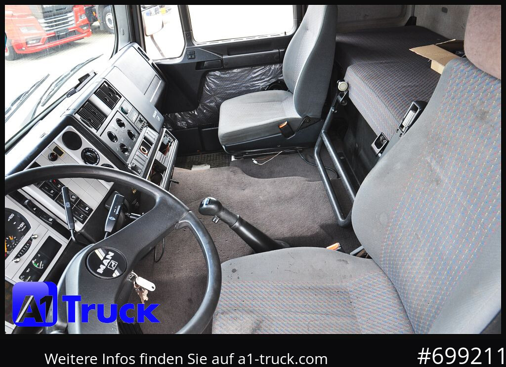 MAN MAN F 2000 26.464 Intarder Kran PK 15.500 Funk, - Dropside/ Flatbed truck, Crane truck: picture 5 MAN MAN F 2000 26.464 Intarder Kran PK 15.500 Funk, - Dropside/ Flatbed truck, Crane truck: picture 5
