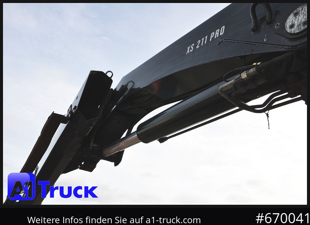 MAN TGX 26.400, Hiab XS 211, Lenk-Liftachse, - Dropside/ Flatbed truck, Crane truck: picture 2 MAN TGX 26.400, Hiab XS 211, Lenk-Liftachse, - Dropside/ Flatbed truck, Crane truck: picture 2