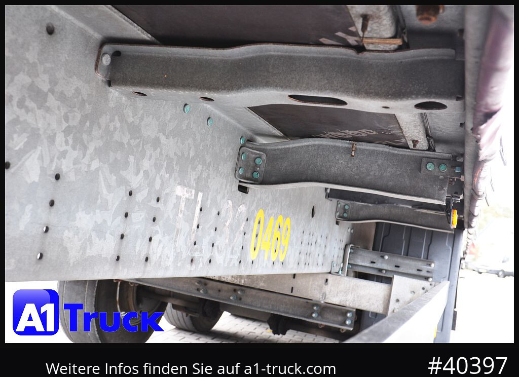 SCHMITZ S01, Code XL, verzinkt, VDI 2700, original 24.647 km - Curtainsider semi-trailer: picture 3 SCHMITZ S01, Code XL, verzinkt, VDI 2700, original 24.647 km - Curtainsider semi-trailer: picture 3