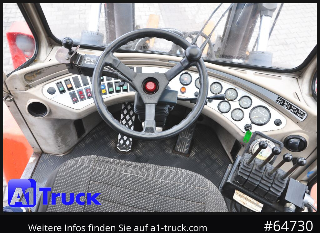 SVETRUCK Kalmar Svetruck 1260-30 Zinkenverstellung - Diesel forklift: picture 4 SVETRUCK Kalmar Svetruck 1260-30 Zinkenverstellung - Diesel forklift: picture 4