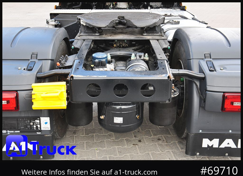 MAN TGX 18,480 BLS Intarder Standklima, Garantie - Tractor unit: picture 3 MAN TGX 18,480 BLS Intarder Standklima, Garantie - Tractor unit: picture 3