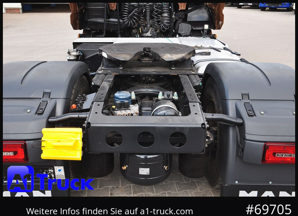 MAN TGX 18,480 BLS Intarder Standklima, Soundsysem - Tractor unit: picture 3 MAN TGX 18,480 BLS Intarder Standklima, Soundsysem - Tractor unit: picture 3