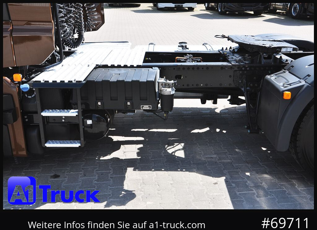 MAN TGX 18,480 BLS Intarder Standklima, Soundsystem - Tractor unit: picture 2 MAN TGX 18,480 BLS Intarder Standklima, Soundsystem - Tractor unit: picture 2