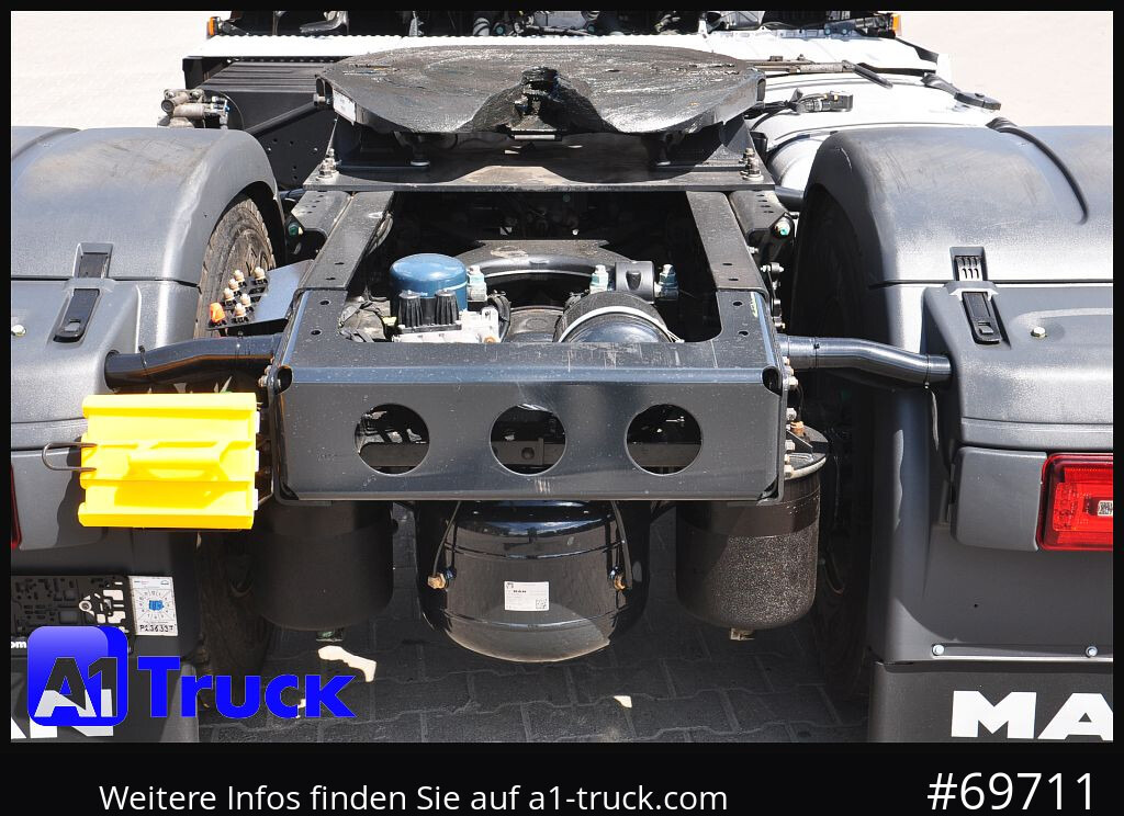 MAN TGX 18,480 BLS Intarder Standklima, Soundsystem - Tractor unit: picture 3 MAN TGX 18,480 BLS Intarder Standklima, Soundsystem - Tractor unit: picture 3