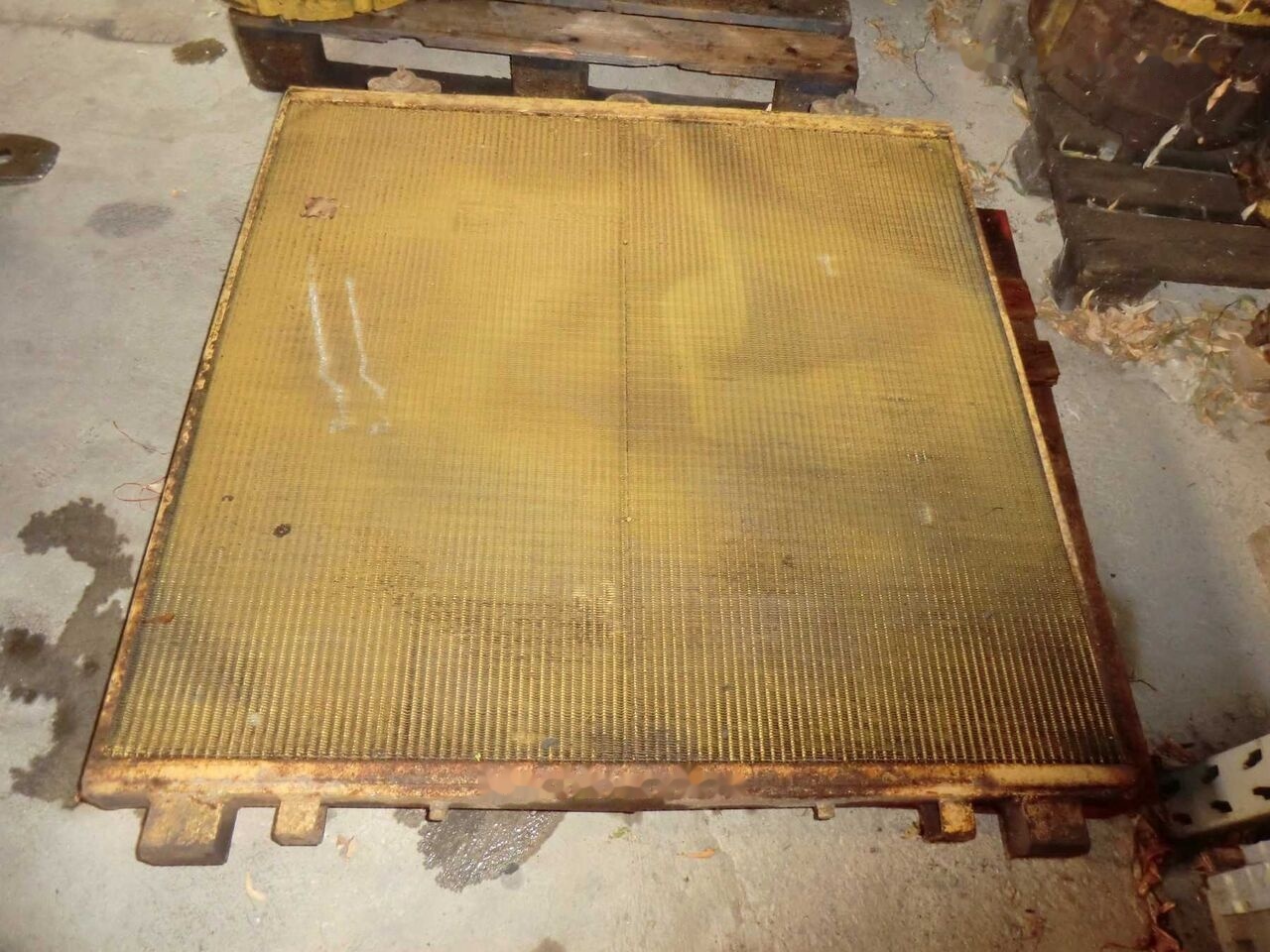 (1W0284 4N1953) CATERPILLAR 988B 50W07546 - Oil cooler for Wheel loader: picture 2 (1W0284 4N1953) CATERPILLAR 988B 50W07546 - Oil cooler for Wheel loader: picture 2
