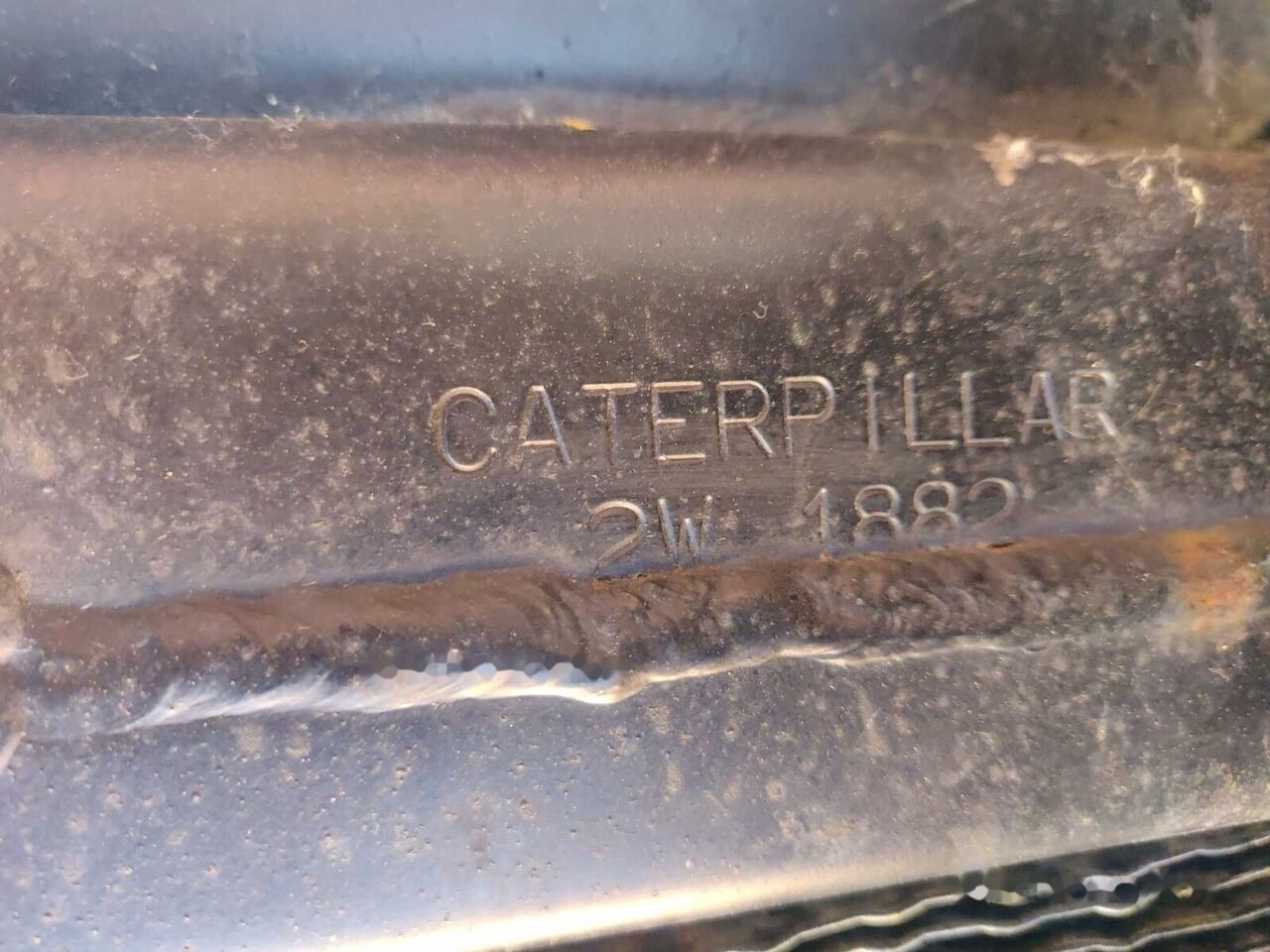 (2W1882) CATERPILLAR 953 - Oil cooler for Crawler loader: picture 2 (2W1882) CATERPILLAR 953 - Oil cooler for Crawler loader: picture 2