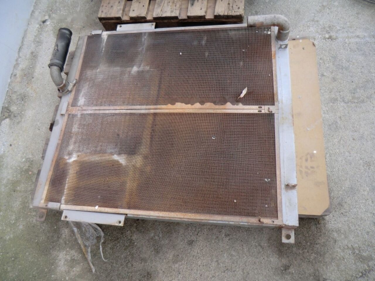 (4448321) HITACHI ZX240 BAS 112878 - Oil cooler for Excavator: picture 3 (4448321) HITACHI ZX240 BAS 112878 - Oil cooler for Excavator: picture 3