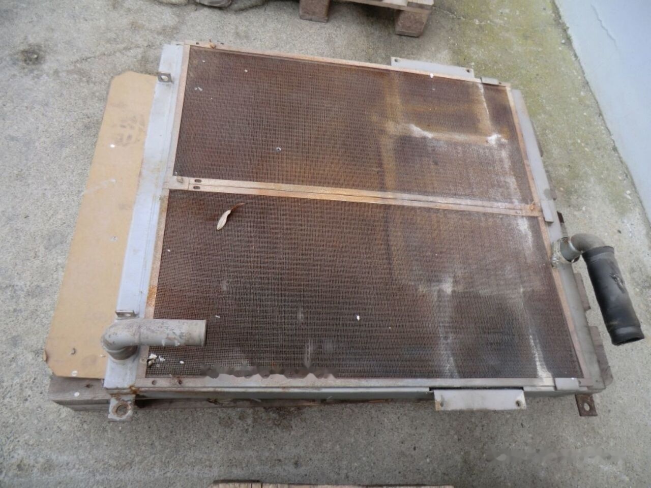 (4448321) HITACHI ZX240 BAS 112878 - Oil cooler for Excavator: picture 1 (4448321) HITACHI ZX240 BAS 112878 - Oil cooler for Excavator: picture 1