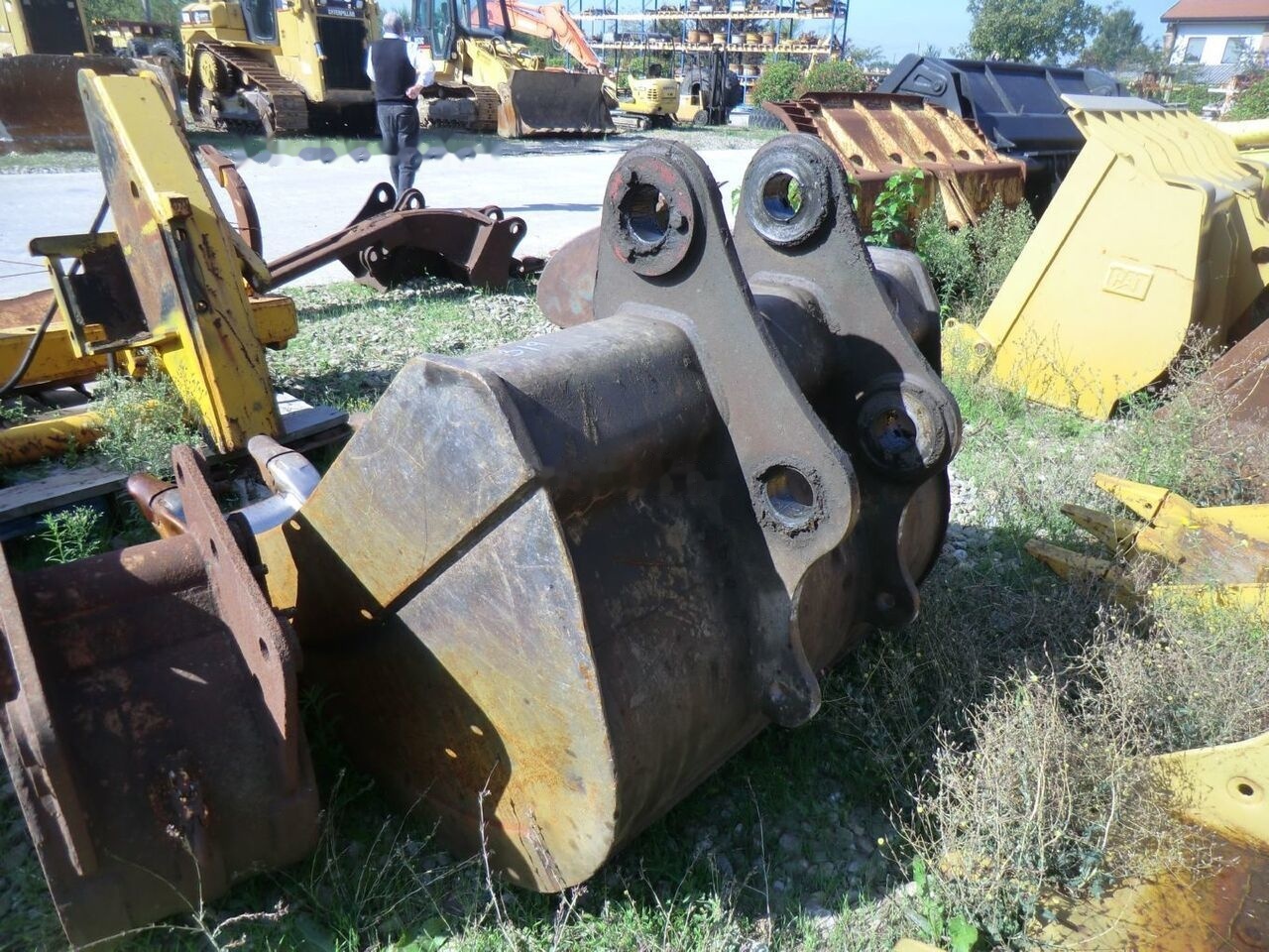 BUCKET - Excavator bucket: picture 1 BUCKET - Excavator bucket: picture 1
