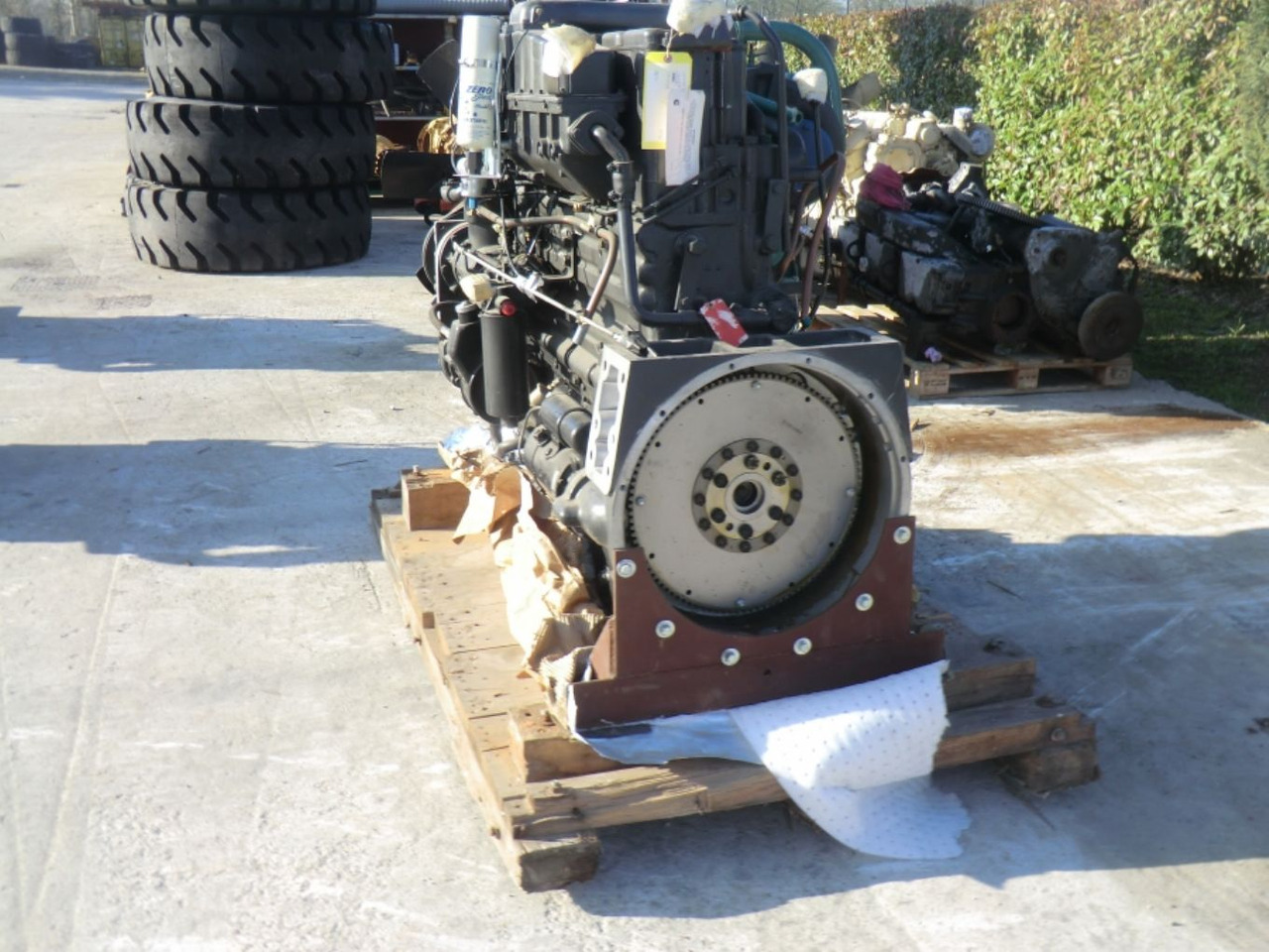 CUMMINS NTC-400 MOTORE TURBO COMPLETO DI VENTOLA, ALTERNATORE E MOTORINO D'AVVIAMENTO. (ENGINE NO. 11108744) - Engine for Construction machinery: picture 5 CUMMINS NTC-400 MOTORE TURBO COMPLETO DI VENTOLA, ALTERNATORE E MOTORINO D'AVVIAMENTO. (ENGINE NO. 11108744) - Engine for Construction machinery: picture 5