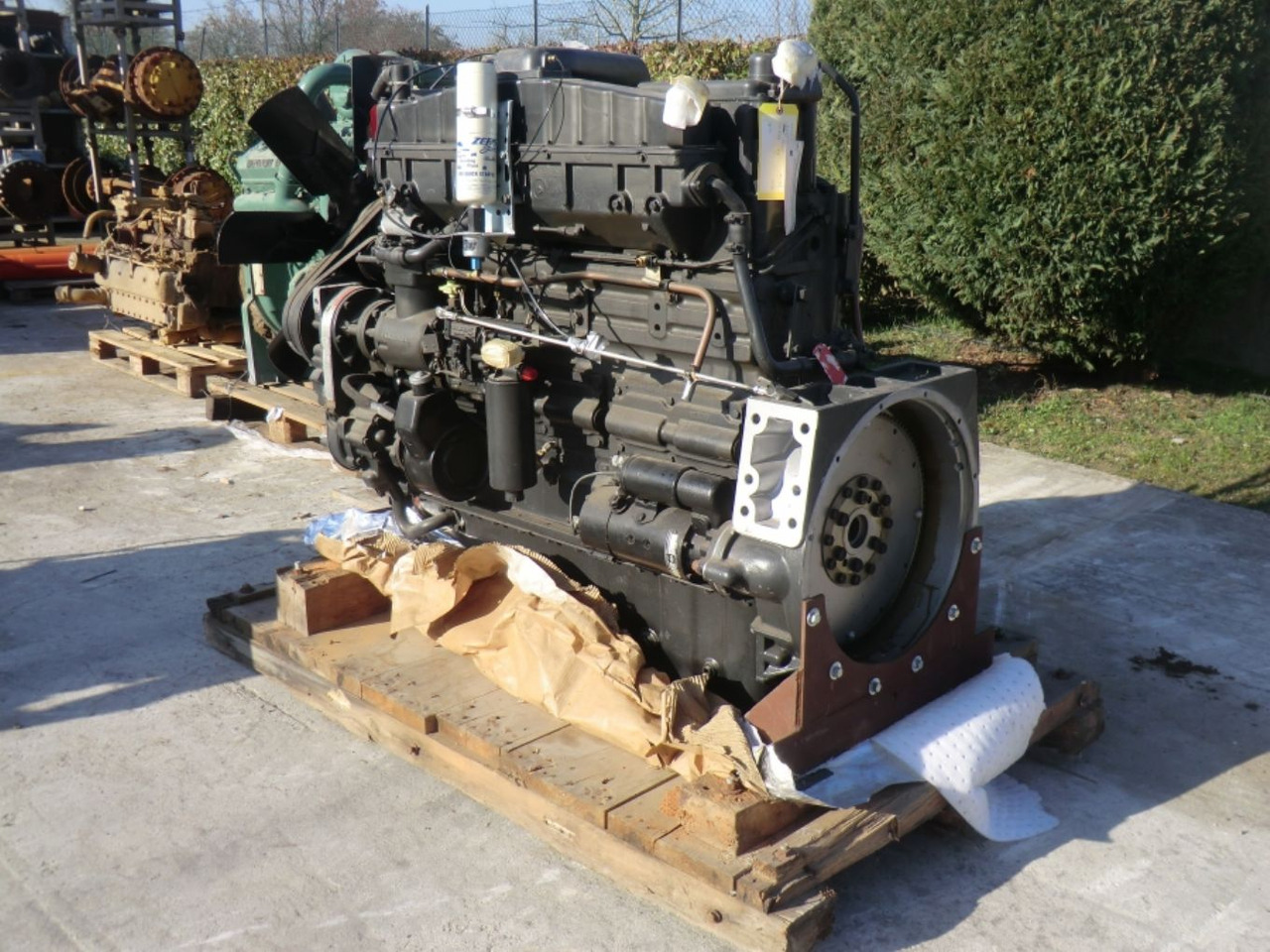 CUMMINS NTC-400 MOTORE TURBO COMPLETO DI VENTOLA, ALTERNATORE E MOTORINO D'AVVIAMENTO. (ENGINE NO. 11108744) - Engine for Construction machinery: picture 2 CUMMINS NTC-400 MOTORE TURBO COMPLETO DI VENTOLA, ALTERNATORE E MOTORINO D'AVVIAMENTO. (ENGINE NO. 11108744) - Engine for Construction machinery: picture 2