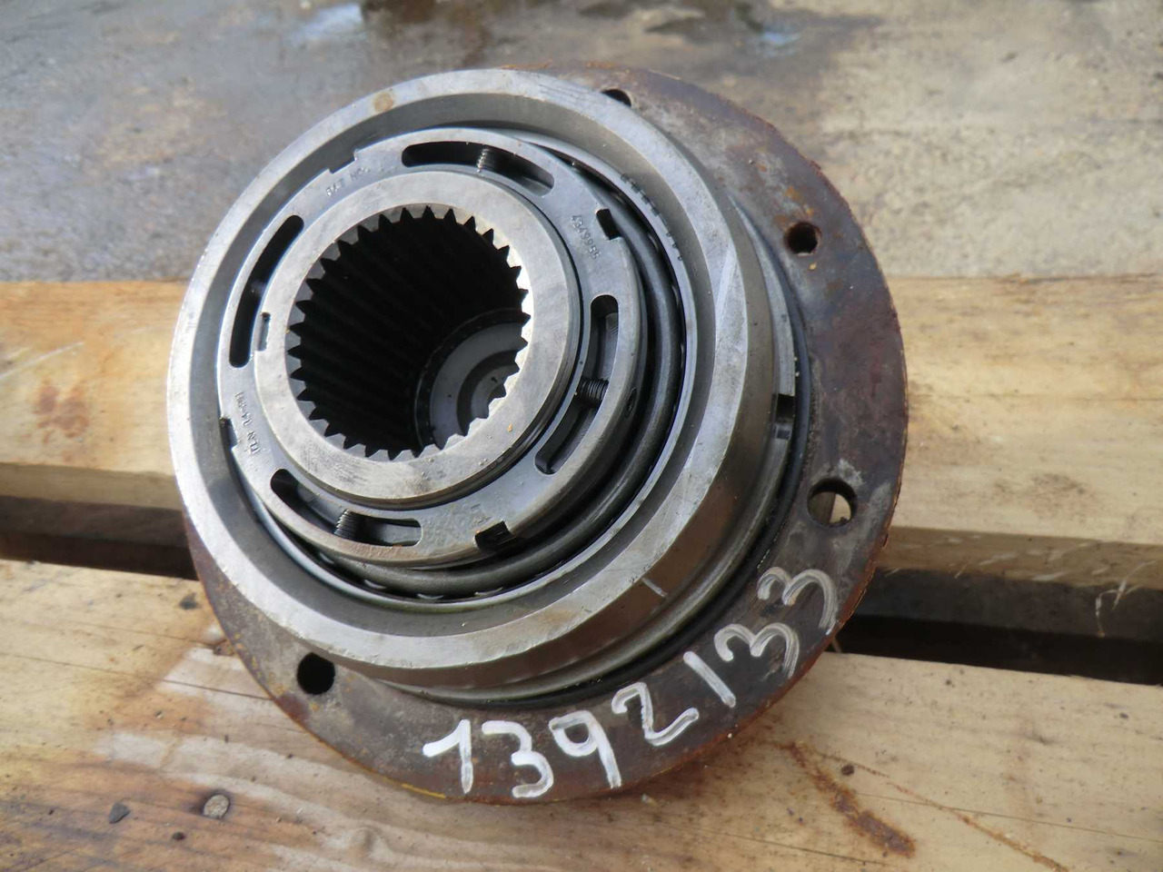 Caterpillar 735 COMPONENTI ASSALE CENTRALE - Transmission for Construction machinery: picture 5 Caterpillar 735 COMPONENTI ASSALE CENTRALE - Transmission for Construction machinery: picture 5