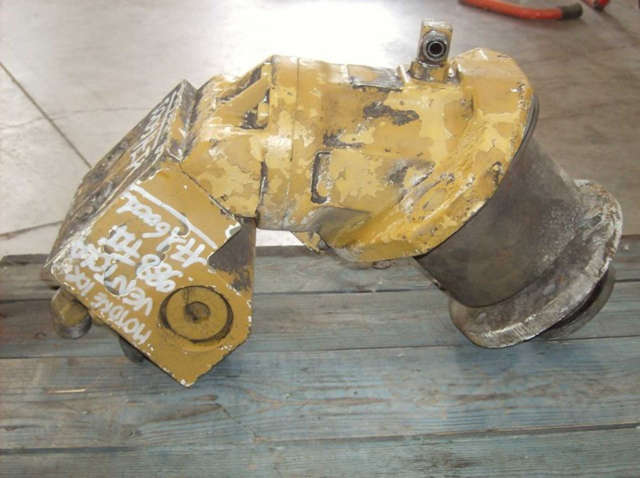 Caterpillar 988F II MOTORE IDRAULICO VENTOLA. APPLICAZIONE PER AMBIENTI CON ALTE TEMPERATURE - Hydraulic motor for Construction machinery: picture 4 Caterpillar 988F II MOTORE IDRAULICO VENTOLA. APPLICAZIONE PER AMBIENTI CON ALTE TEMPERATURE - Hydraulic motor for Construction machinery: picture 4