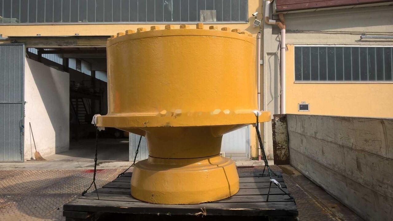 INCOMPLETE (SPINDLE IS MISSING) (1159753) CATERPILLAR 988F II 2ZR2125 - Final drive: picture 1 INCOMPLETE (SPINDLE IS MISSING) (1159753) CATERPILLAR 988F II 2ZR2125 - Final drive: picture 1