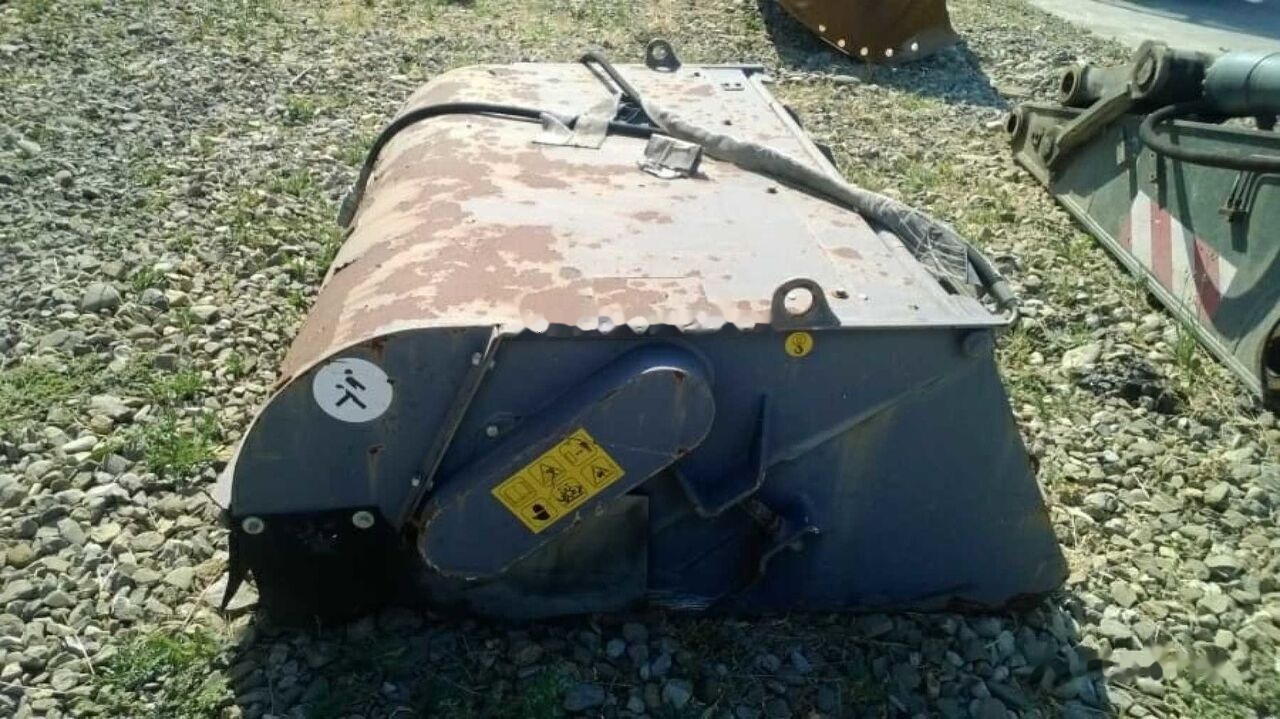 SWEEPERS - Broom: picture 3 SWEEPERS - Broom: picture 3
