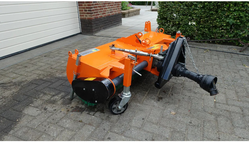 Eco Technologies Rolbezem 130Cm - Attachment for Agricultural machinery: picture 2 Eco Technologies Rolbezem 130Cm - Attachment for Agricultural machinery: picture 2