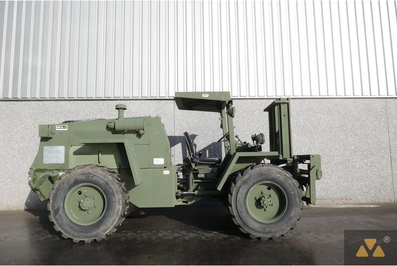 Case M4K Ex-army - Rough terrain forklift: picture 2 Case M4K Ex-army - Rough terrain forklift: picture 2
