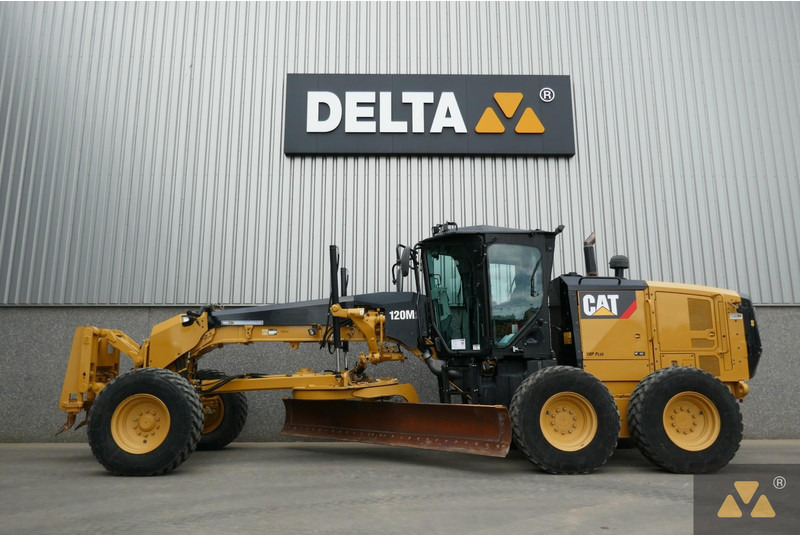 Caterpillar 120M2 - Grader: picture 1 Caterpillar 120M2 - Grader: picture 1