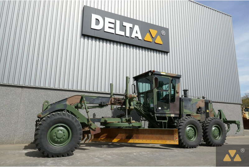 Caterpillar 130G Ex-army - Grader: picture 4 Caterpillar 130G Ex-army - Grader: picture 4