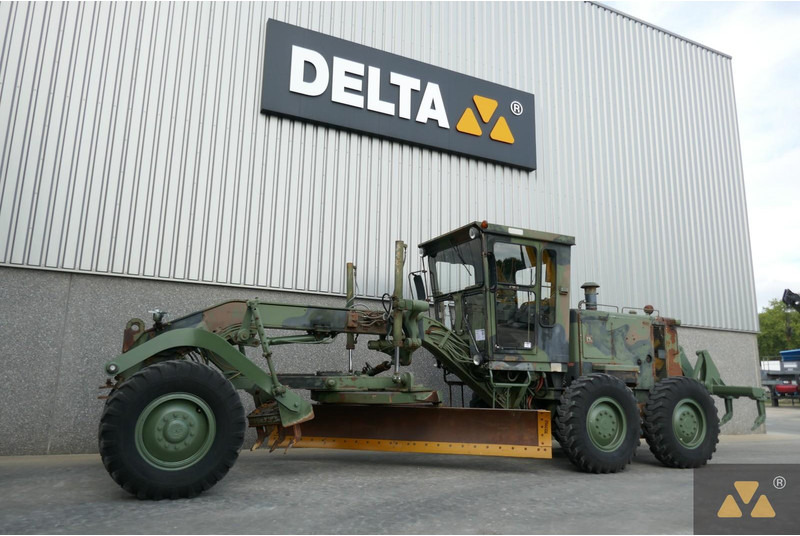 Caterpillar 130G Ex-army - Grader: picture 4 Caterpillar 130G Ex-army - Grader: picture 4