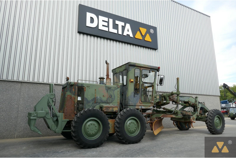 Caterpillar 130G Ex-army - Grader: picture 5 Caterpillar 130G Ex-army - Grader: picture 5