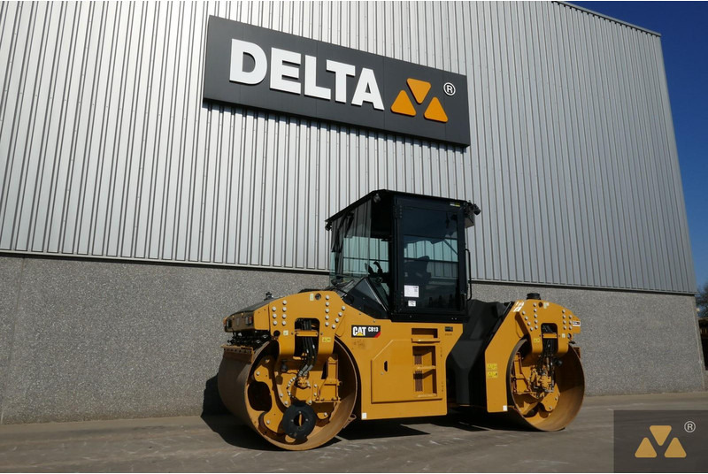 Caterpillar CB13 - Roller: picture 4 Caterpillar CB13 - Roller: picture 4