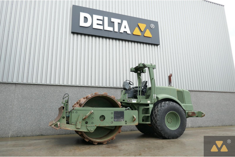 Caterpillar CS563D Ex-army - Roller: picture 4 Caterpillar CS563D Ex-army - Roller: picture 4