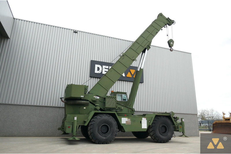 Grove RT875 Ex-army - Rough terrain crane: picture 5 Grove RT875 Ex-army - Rough terrain crane: picture 5