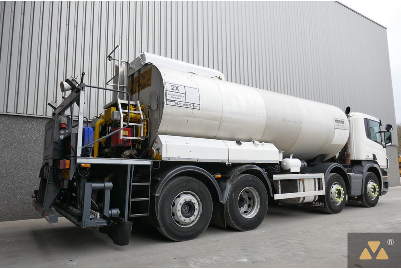 Scania P380 8x2 - Truck: picture 5 Scania P380 8x2 - Truck: picture 5