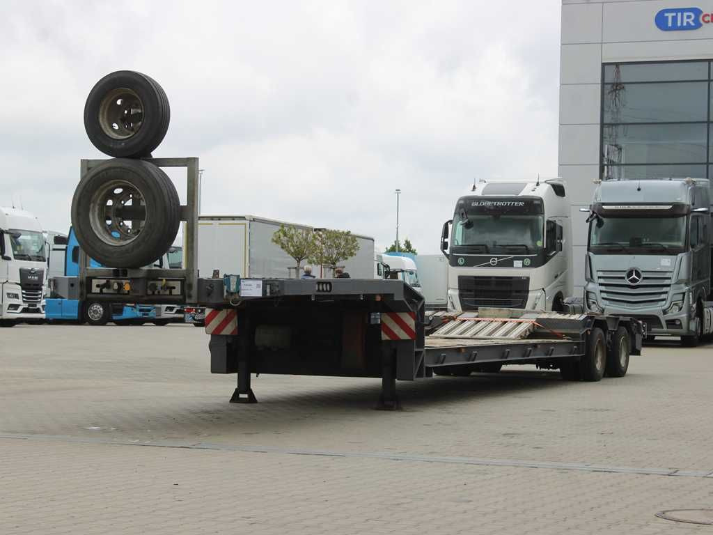 Goldhofer STZ-TL 2-27/80, RAIDS, PNEU 80% - Autotransporter semi-trailer: picture 1 Goldhofer STZ-TL 2-27/80, RAIDS, PNEU 80% - Autotransporter semi-trailer: picture 1