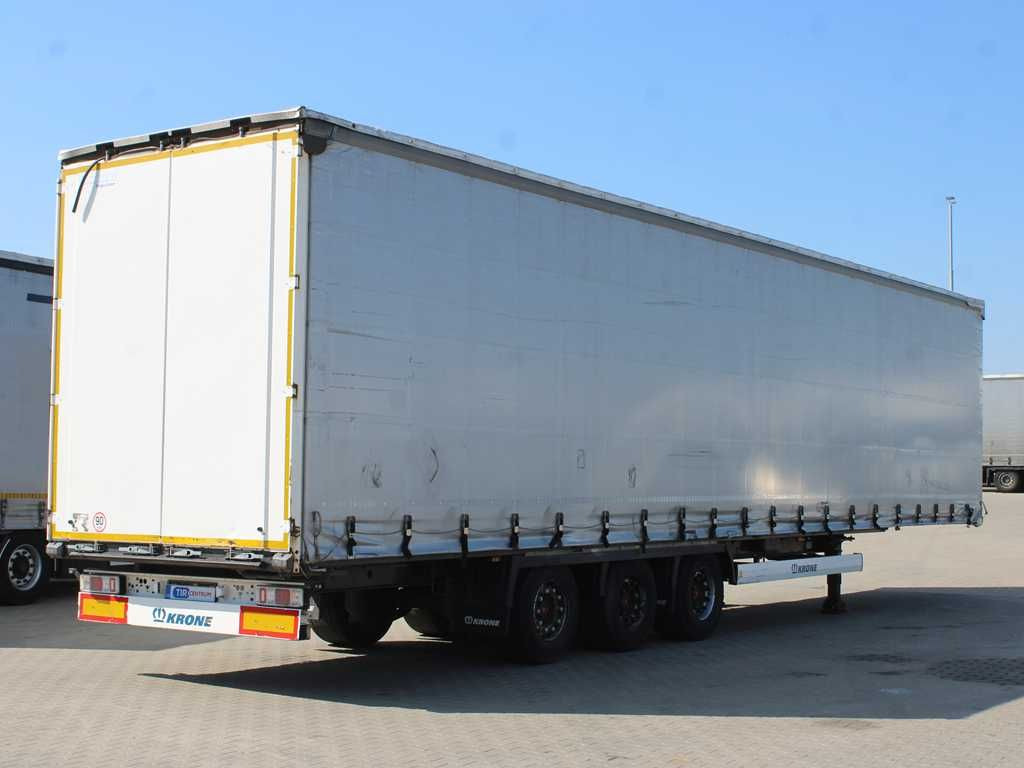 Krone SD 04, LOWDECK, LIFTING AXLE, SAF, LIFTING ROOF - Curtainsider semi-trailer: picture 3 Krone SD 04, LOWDECK, LIFTING AXLE, SAF, LIFTING ROOF - Curtainsider semi-trailer: picture 3