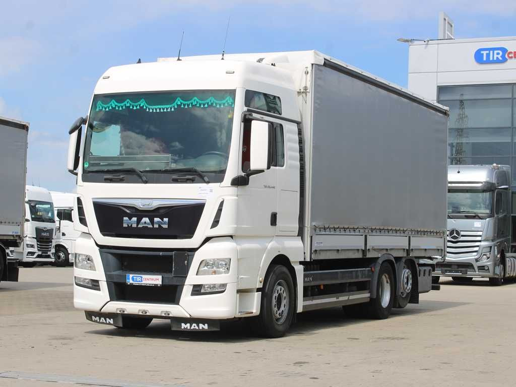 MAN TGS 26.440, 6X2, EURO 5, LIFTING AXLE + PV018H - Curtainsider truck: picture 1 MAN TGS 26.440, 6X2, EURO 5, LIFTING AXLE + PV018H - Curtainsider truck: picture 1