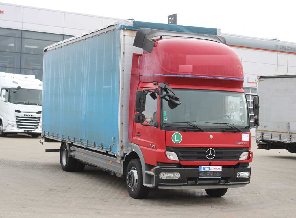 Mercedes-Benz ATEGO 1529 L, SLEEPING BODY, EURO 5 - Curtainsider truck: picture 3 Mercedes-Benz ATEGO 1529 L, SLEEPING BODY, EURO 5 - Curtainsider truck: picture 3