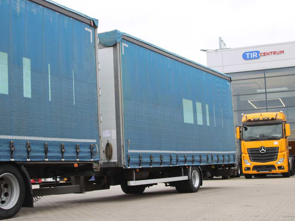 Panav TV010L - Curtainsider trailer: picture 1 Panav TV010L - Curtainsider trailer: picture 1