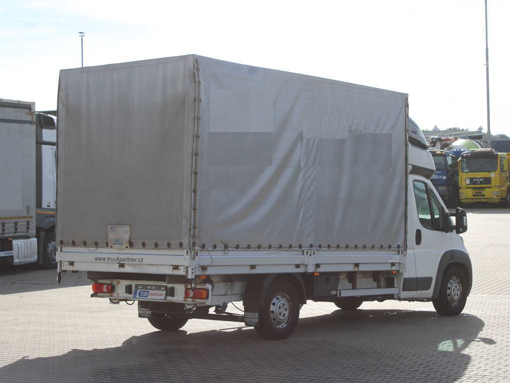 Peugeot Boxer, EURO 6, SIDE PANEL, TIRES 80% - Curtain side van: picture 4 Peugeot Boxer, EURO 6, SIDE PANEL, TIRES 80% - Curtain side van: picture 4