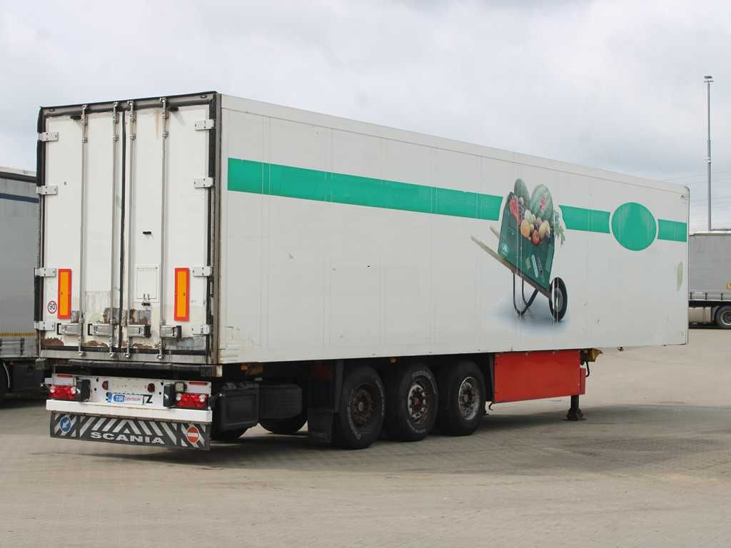 Schmitz Cargobull SKO 24, LIFTING AXLE, SAF, CARRIER - Closed box semi-trailer: picture 3 Schmitz Cargobull SKO 24, LIFTING AXLE, SAF, CARRIER - Closed box semi-trailer: picture 3